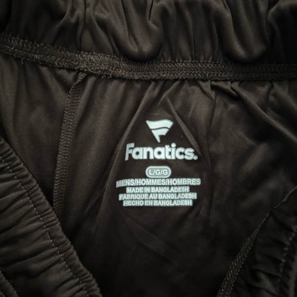 Cleveland Brown men shorts size L - Picture 6 of 7